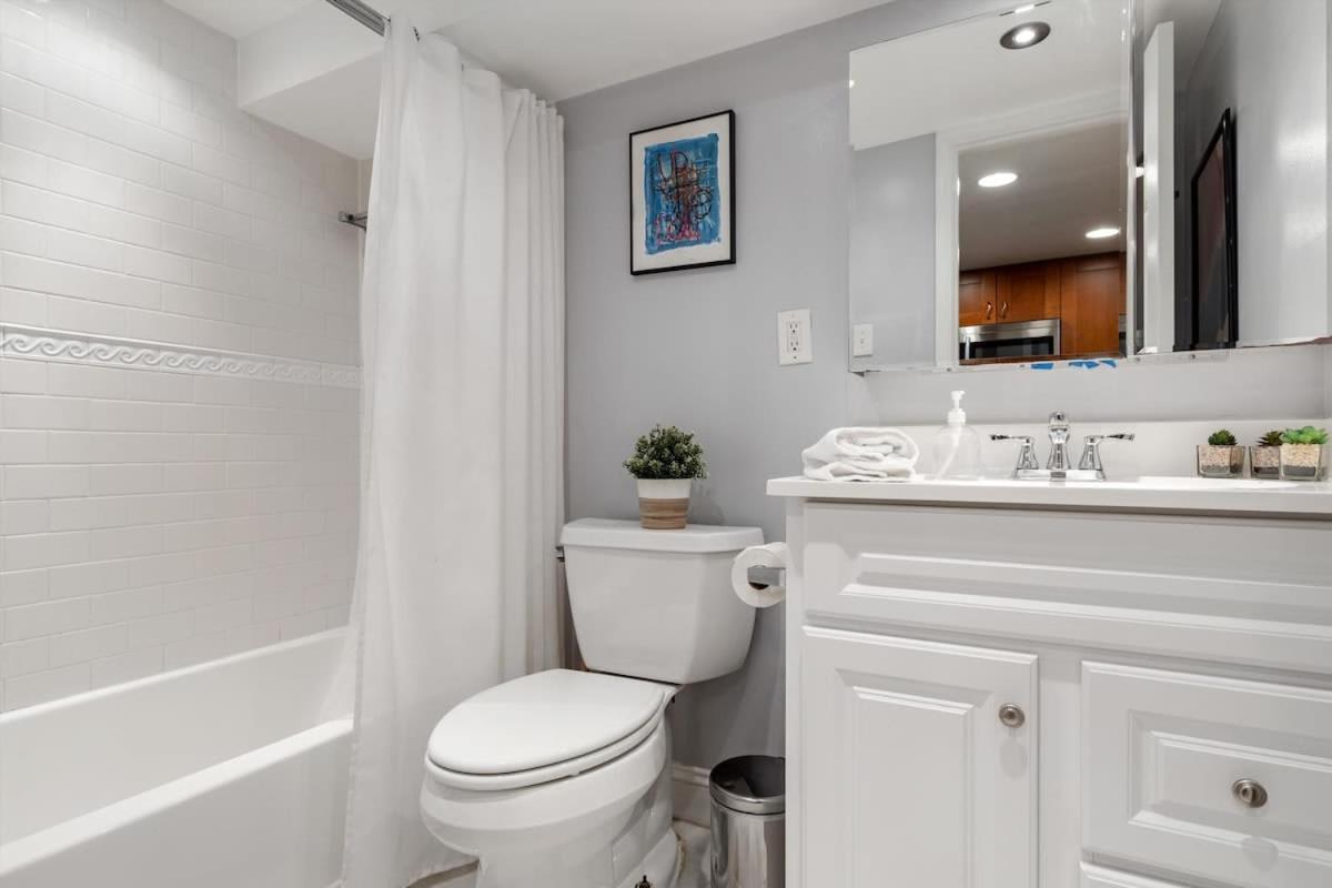 Entire 1-Br Apt In Noma Eckington Washington Extérieur photo