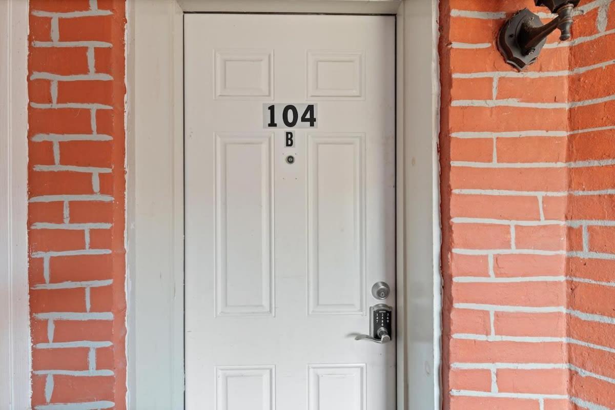 Entire 1-Br Apt In Noma Eckington Washington Extérieur photo